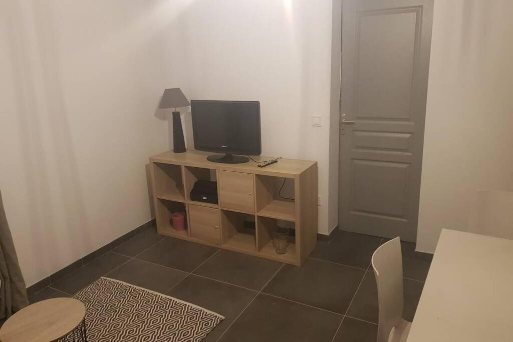 Petite Maison Au Calme Apartment Macey  Exterior photo